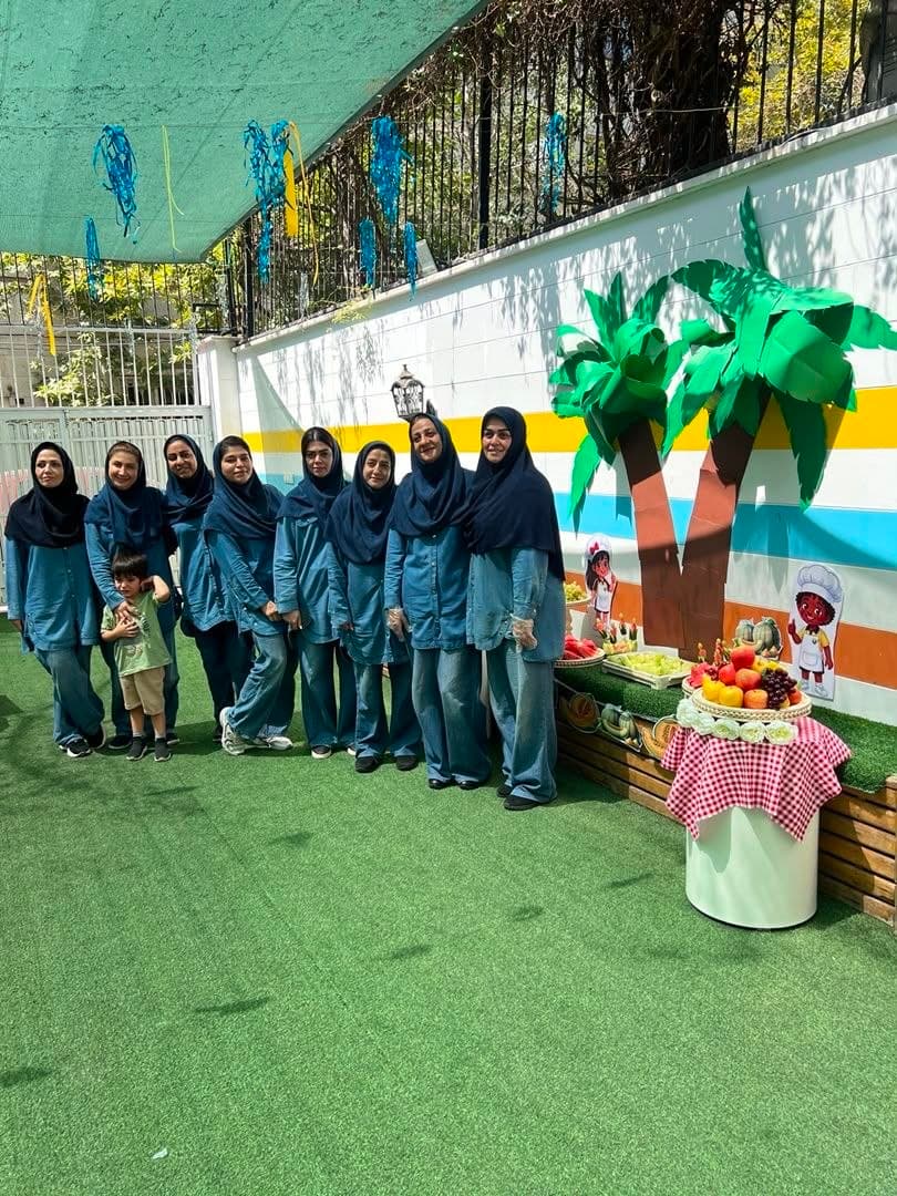 کودکستان و پیش دبستانی رزا