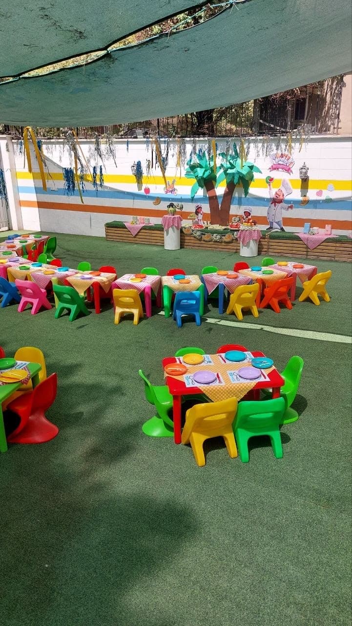 کودکستان و پیش دبستانی رزا